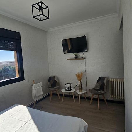 Hotel Restaurante El Patas Corral de Almaguer Dış mekan fotoğraf