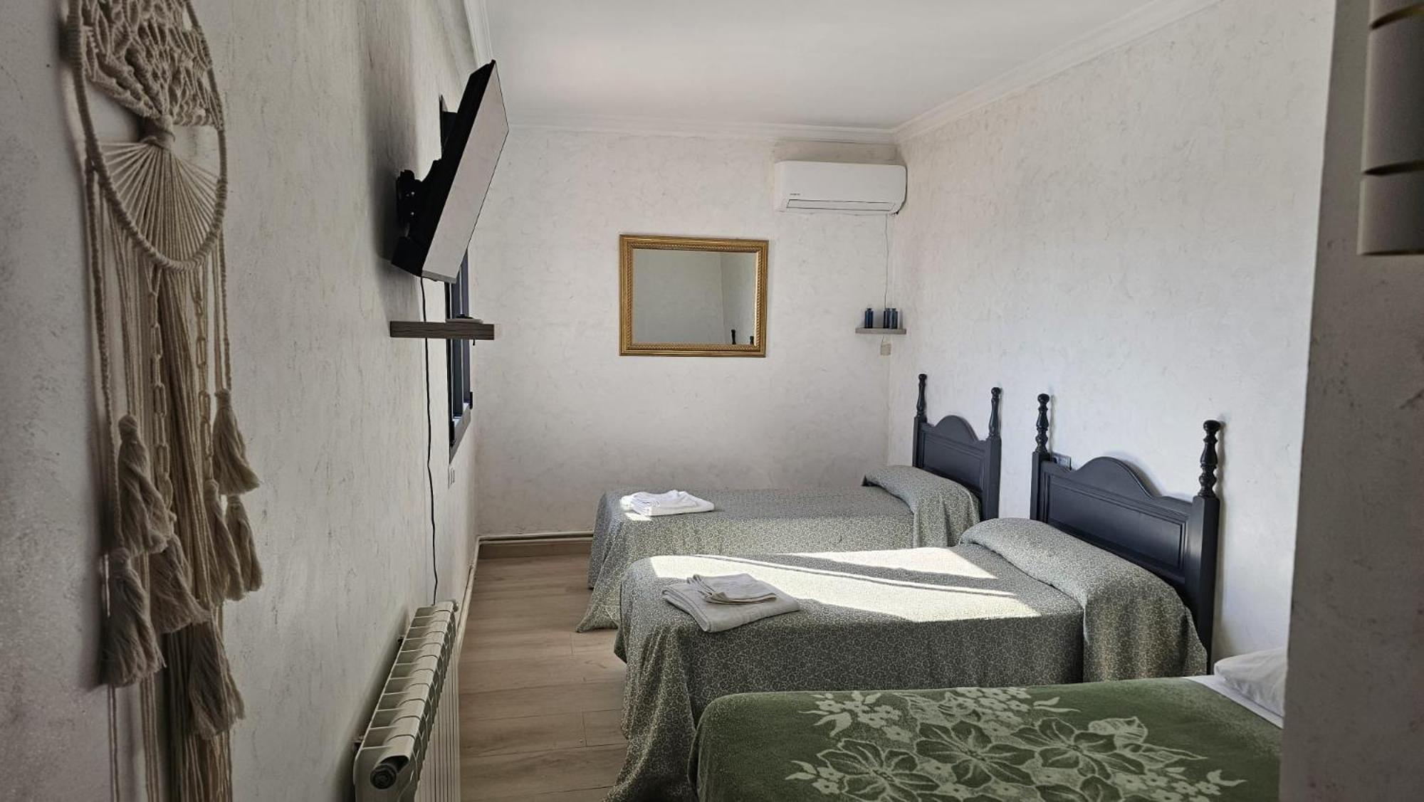 Hotel Restaurante El Patas Corral de Almaguer Dış mekan fotoğraf